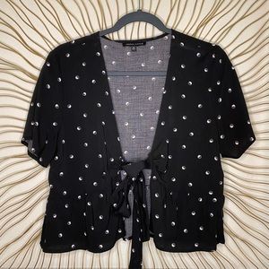 Kendall & Kylie Tie Front Crop Top